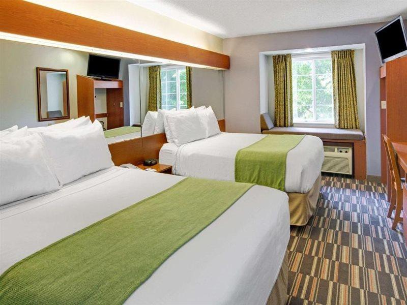 Microtel Inn & Suites By Wyndham Cherokee Εξωτερικό φωτογραφία